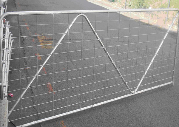 Reinforced Steel Fence Gate for Cattle Fencing